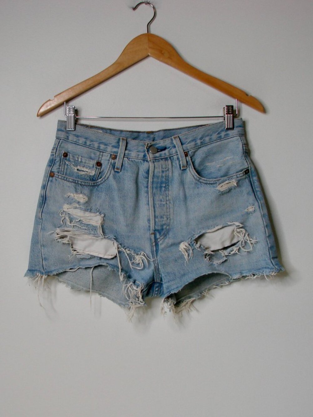 Vintage Levi's 501 Denim Jean Shorts Cut Offs Premium Light Wash Y2K Size 26